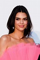 Kendall Jenner Debuted Bright Blond Hair at London Fashion Week | Glamour