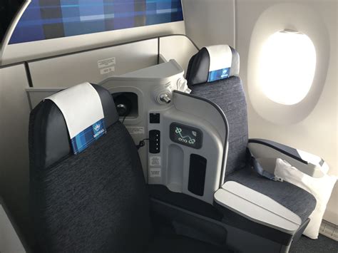 A Look Inside The First Air Caraïbes Airbus A350 With 3 4 3 In Coach