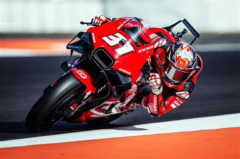 Pedro Acosta Fait Ses Débuts En Motogp à Valencia