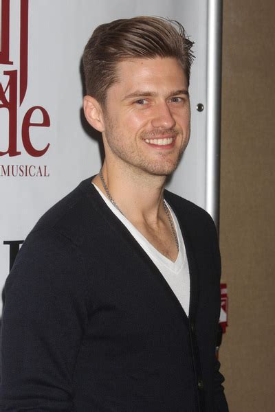 Aaron Tveit Shines In 54 Below Concerts Duh Ohnotheydidnt — Livejournal