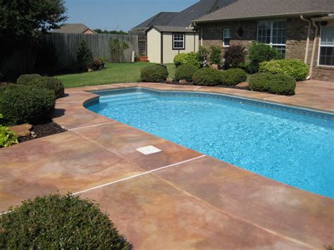 Concrete Pool Decks In 2020 Concrete Pool Backyard Pool Pool Makeover