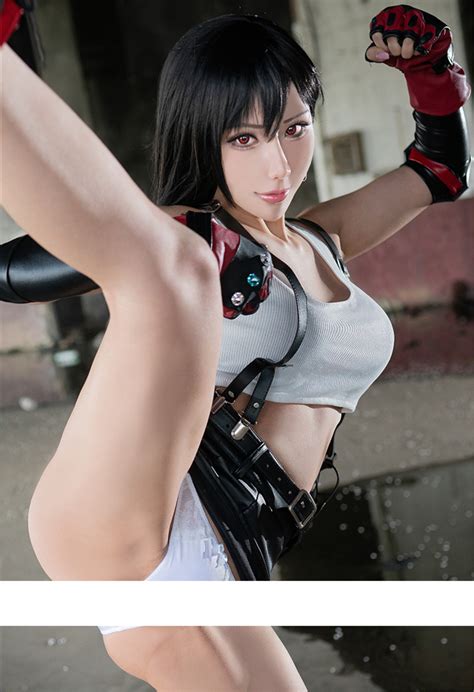 Superior Tifa Lockhart Cosplay By Hane Ame Uses The Classic Design