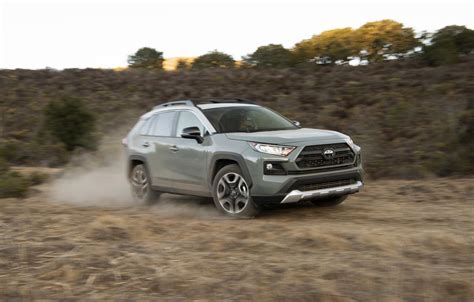Review Toyota Updates A Proven Winner With Its Latest Rav4 The Globe