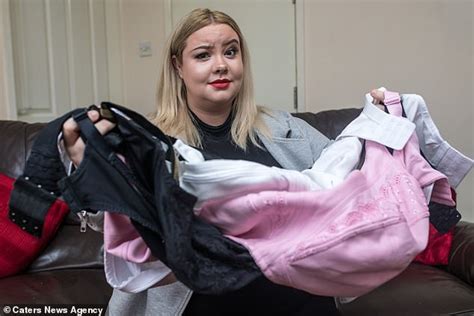 Mother With J Cup Breasts Says They Have Left Her Housebound Daily Mail Online