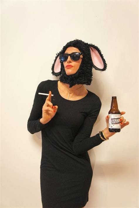 85 Funny Halloween Costume Ideas That’ll Have You Rofl Punny Halloween Costumes Halloween