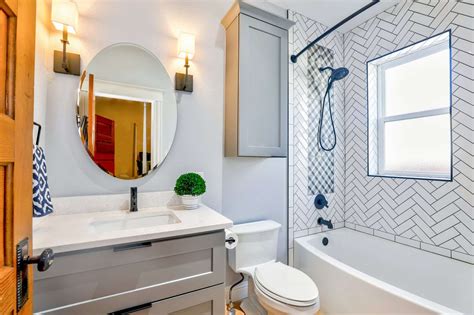 It's a well known fact that bathrooms and kitchens sell houses, so tiles are one of the most important items to invest in. Stunning Small Bathroom Tile Ideas: Everything You Need to ...