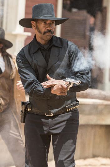 The 1960 original, itself a remake of akira kurosawa's seven samurai, starred yul brynner and steve this will be the second time ethan hawke and denzel washington worked on a movie together. The Magnificent Seven Denzel Washington - Mature Times