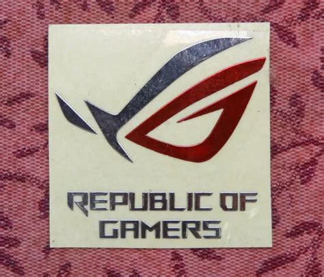 Asus Republic Of Gamers Silver And Red Chrome See Through Sticker 30 X
