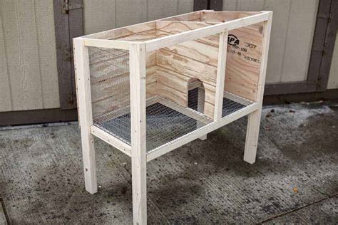 How To Build A Diy Rabbit Hutch For Indoor And Outdoor Thediyplan