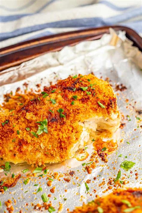 Boneless chicken breasts are coated in mayonnaise that has been seasoned with seasoned salt, paprika, and garlic powder. Easy Chicken Pharm With Panko / Parmesan Crusted Chicken ...