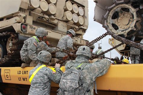 3 13th Field Artillery Performs Rail Load At Fort Sill Article The