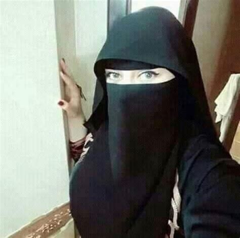 مطلقة سعودية مقيمة في البحرين للزواج المسيار ابغا زوج ناضج مثقف ولا اقبل بالتعدد موقع زواج