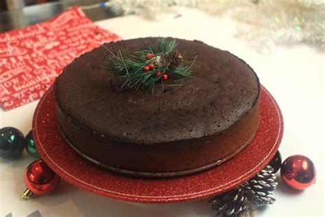 The best jamaican black cake! Jamaican Christmas Black cake / Rum cake | Original Flava
