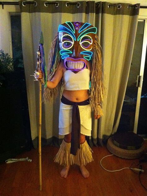 Hannah the hawaiian doll designer: tiki halloween costume - Google Search | Tiki mask, Hawaiian costume, Luau costume