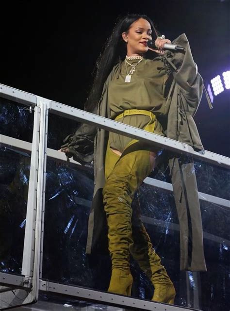 Rihanna Performs During The Made In America Festival In Philadelphia On