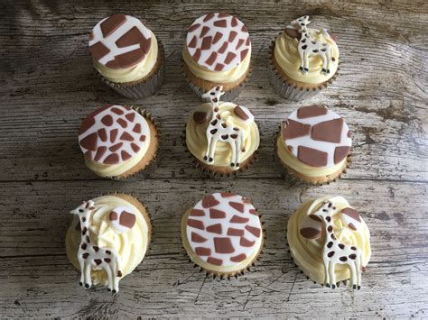 Giraffe Cupcakes Giraffe Cupcakes Fun Cupcakes Sugar Cookie