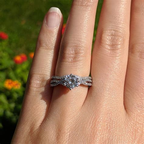 Lovin This Beautiful Dainty Bridal Setwith A Twist Infinity Engagement Ring Engagement