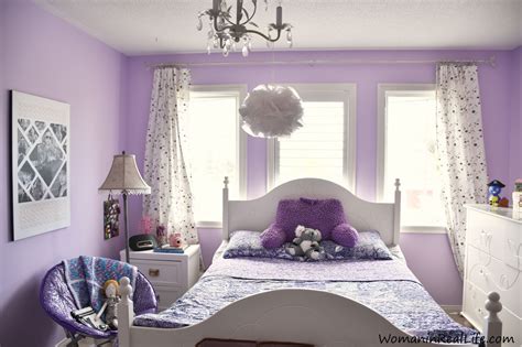 Soft purple and white bedroom with a touch of bold magenta pink. Woman in Real Life: DIY Canvas Print Design for My Girl's ...
