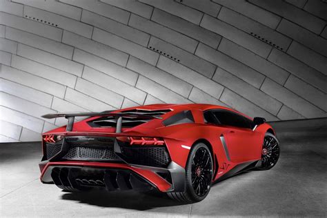 2016 Lamborghini Aventador Sv Is Fastest Lambo Ever W Video The
