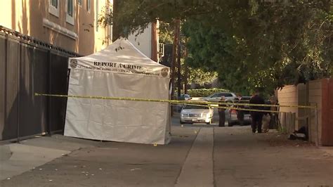 Shooting In Sherman Oaks Leaves 1 Man Dead 1 Critical Ktla