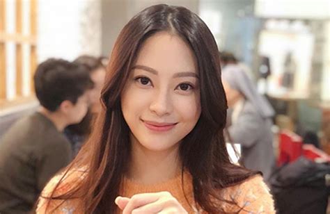His second daughter (koni lui) has reached the marriageable age. "Come Home Love" Star Sophie Yip is a Kingston Graduate in ...