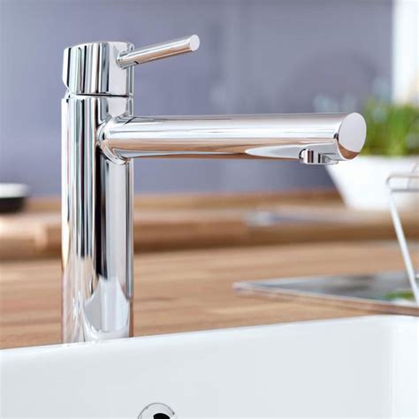 Grohe Concetto Chrome Single Lever Kitchen Sink Mixer Tap 31128001 Contemporary Taps From Taps Uk