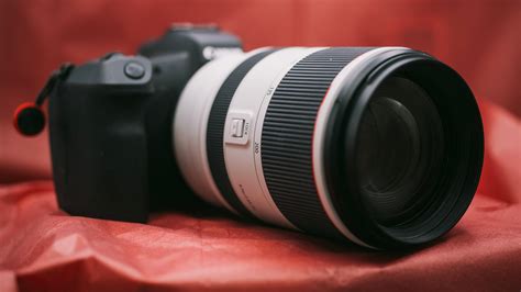 Canon Rf 70 200mm F28 L Is Usm Review 2020 Pcmag Australia
