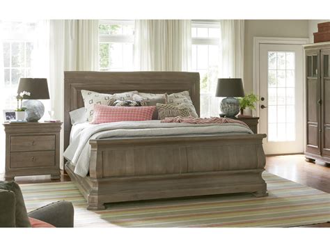Universal Furniture Reprise Piece Sleigh Bedroom Set In Driftwood