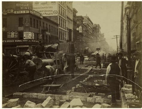26 rare and amazing vintage photographs captured street scenes of new york city in the 1890s