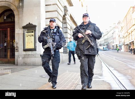 Nottingham Police Officers Hi Res Stock Photography And Images Alamy