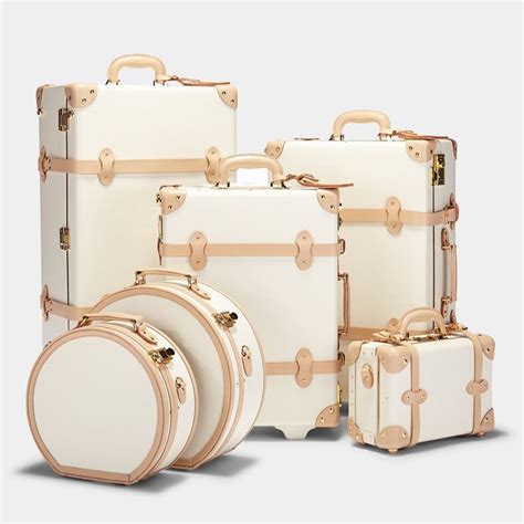 The Sweetheart Check In Spinner Cute Luggage Luxury Luggage