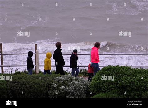 Gusting Winds Hi Res Stock Photography And Images Alamy