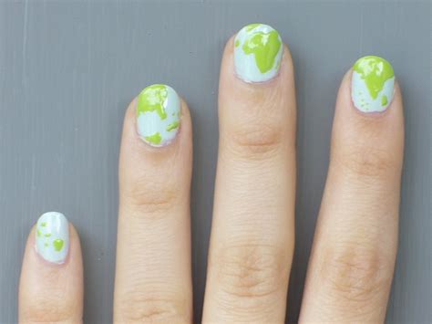 world map nails love maps so i thought i d try this on my nails for fun map nails map
