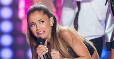 19 Memes Inspired By Ariana Grandes Hilarious Scared Face—see What We