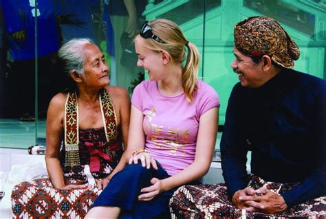 5 Filosofi Hidup Orang Jawa Yang Membuat Mereka Lebih Bijaksana