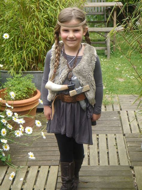 Little Girl Wearing Viking Costume This Is Tooo Wikinger Kostüm