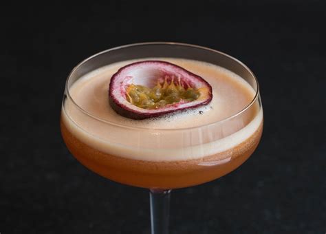 Create The Perfect Passionfruit Martini With This Step By