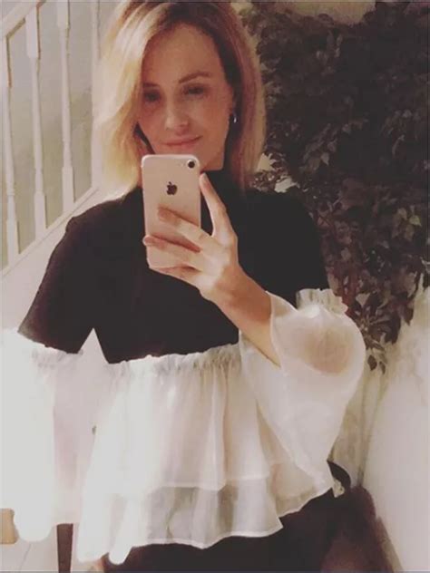 aoibhin garrihy shows off pregnancy figure in a stunning high street outfit rsvp live