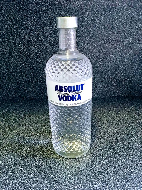 Absolut Vodka Glimmer Limited Edition Bottle 750ml 2010 Absolut