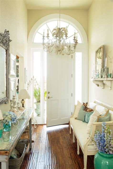 15 Beautiful Shabby Chic Entry Hall Designs You Will Adore