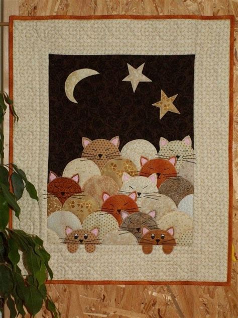 Find the perfect quilt book or pattern to complete your project or learn a new technique. cats in the night. | Clamshell quilt, Cat quilt patterns ...