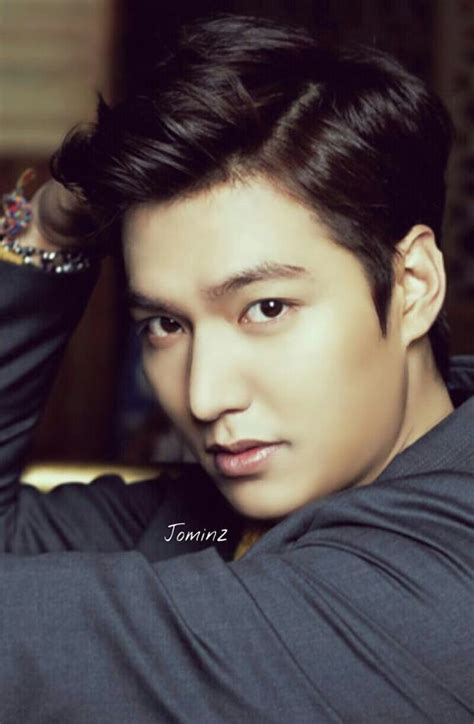 His family consists of his mother, father, and one older sister. Lee Min Ho Picture Gallery - KDrama Fandom
