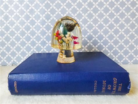 Vintage Resin Paperweight Bright Dried Flowers Figurine Etsy Dried