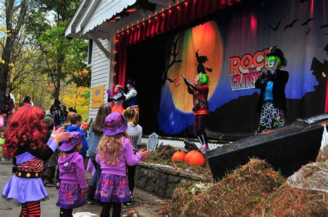 13 Not-So Spooky Haunts for Kids This Halloween | visitPA