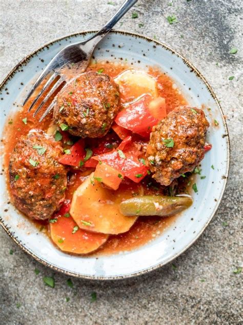 İzmir köfte Turkish meatballs with potato and tomato sauce recipe