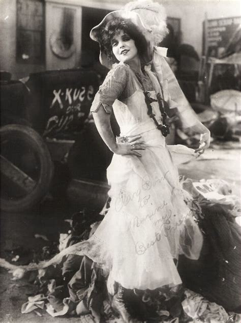 Clara Bow From The Film Grit Clara Bow Old Hollywood Silent Film