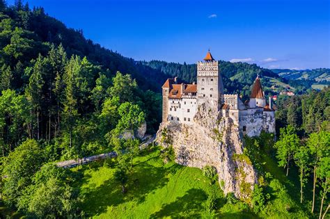 9 Beautiful Castles In Romania Claires Footsteps