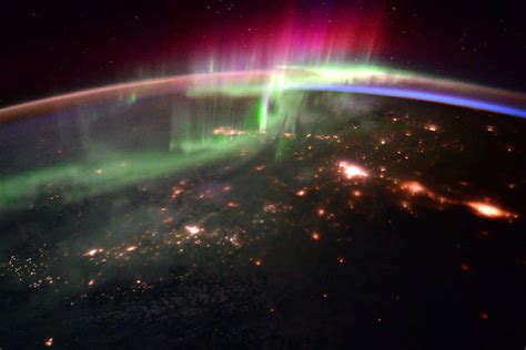 The Aurora Borealisthe Northern Lights Seen From Outer Space Rpics