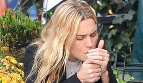 10 celebrities who you won t believe smoke celebrity smokers celebrities kate winslet