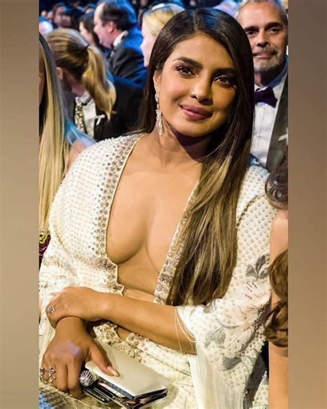 Priyanka Chopra Wore Custom By Ralph And Russo To The 2020 Grammys